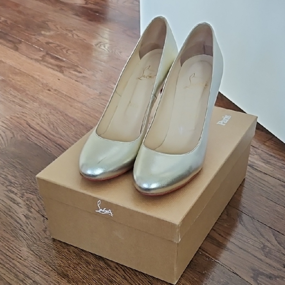 Christian Louboutin Platinum Pumps